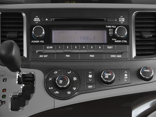 2014 Toyota Sienna LE