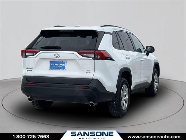 2020 Toyota RAV4 LE