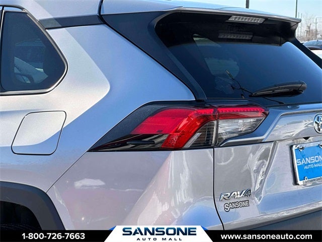 2022 Toyota RAV4 XLE