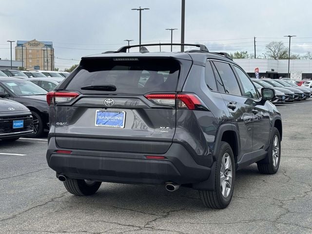 2022 Toyota RAV4 XLE