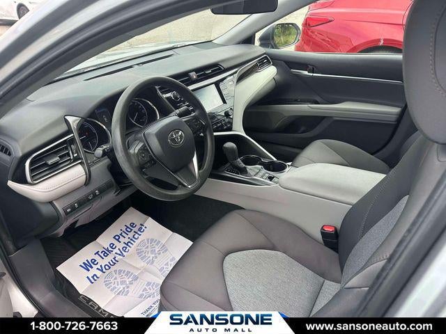 2019 Toyota Camry Hybrid LE