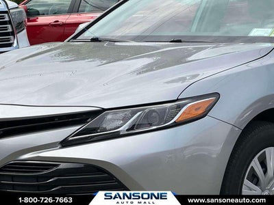 2019 Toyota Camry Hybrid LE