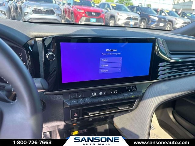 2025 Toyota Camry SE
