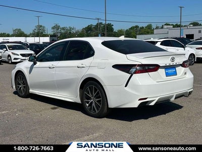 2022 Toyota Camry SE