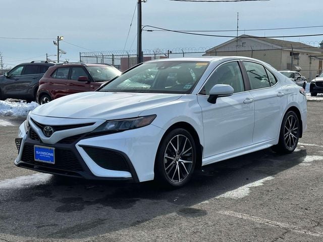 2023 Toyota Camry SE