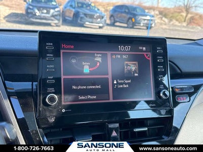 2022 Toyota Camry Hybrid SE