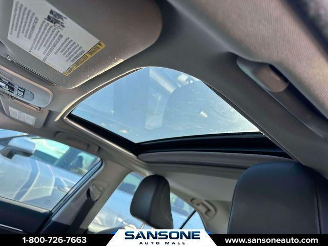 2022 Toyota Camry Hybrid SE