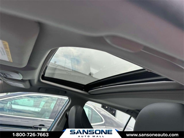 2023 Toyota Camry Hybrid SE