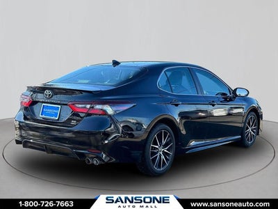 2022 Toyota Camry SE