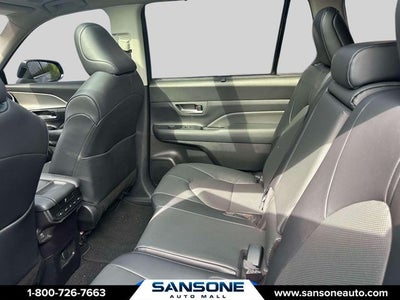 2025 Toyota Grand Highlander XLE