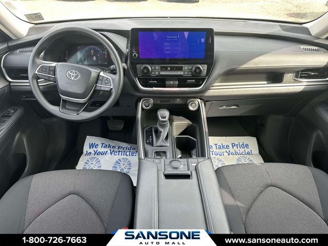 2025 Toyota Grand Highlander LE