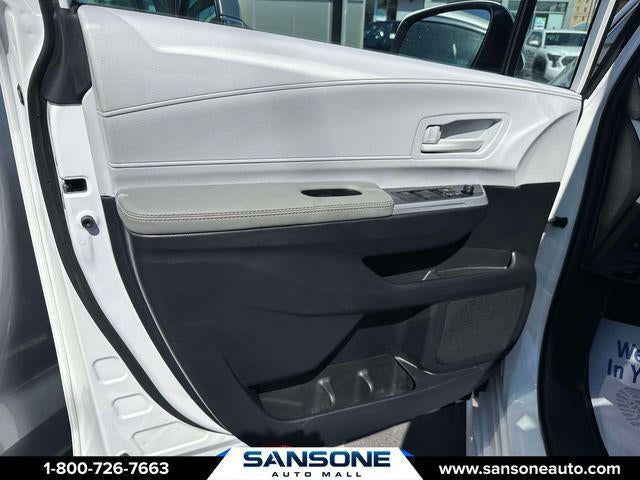 2025 Toyota Sienna LE 8 Passenger