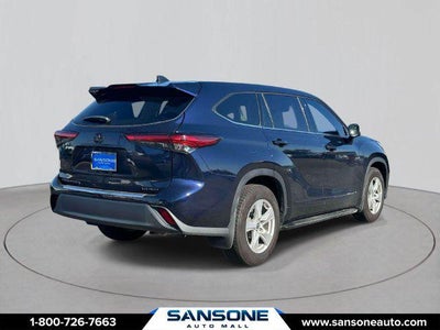 2022 Toyota Highlander LE