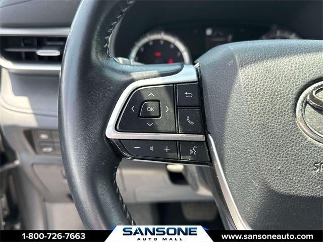 2022 Toyota Highlander LE
