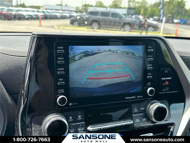 2022 Toyota Highlander LE