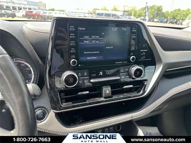 2022 Toyota Highlander LE