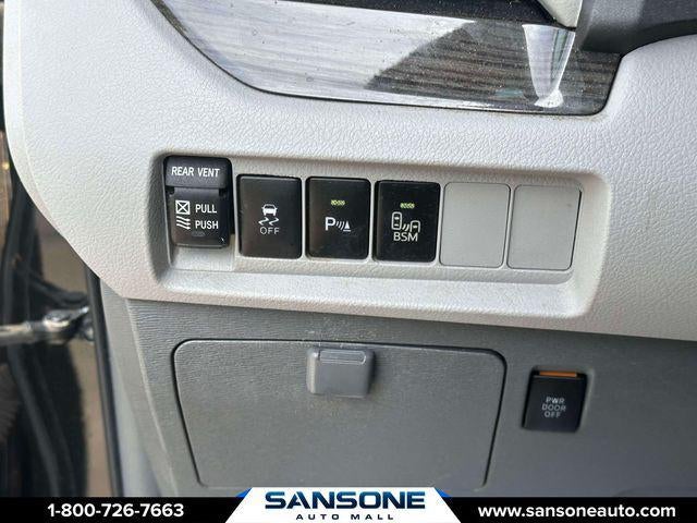 2016 Toyota Sienna XLE 7 Passenger