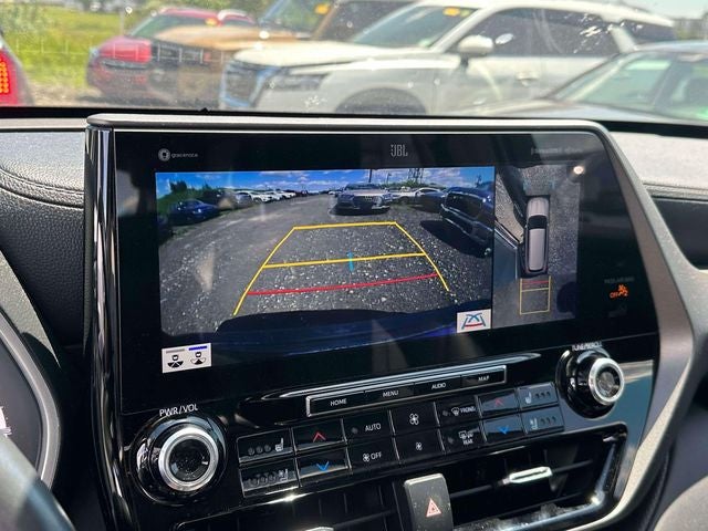 2022 Toyota Highlander Limited