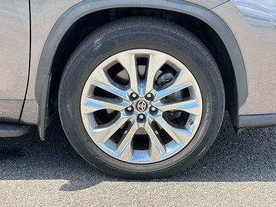 2022 Toyota Highlander Limited