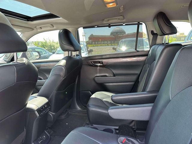 2022 Toyota Highlander Limited
