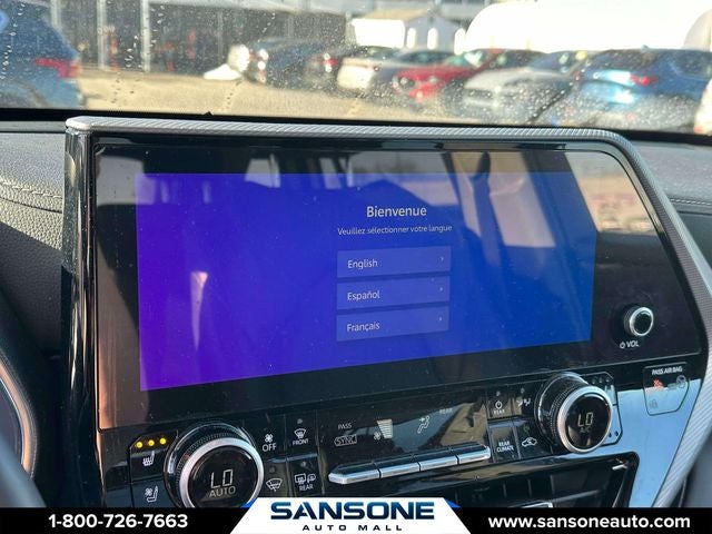 2025 Toyota Highlander Hybrid Platinum