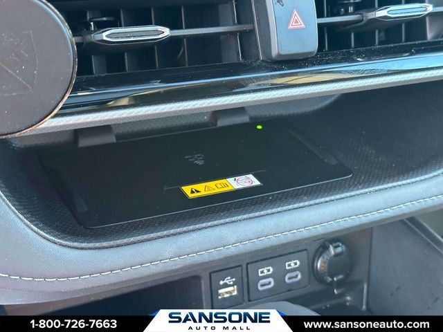 2025 Toyota Highlander Hybrid Platinum