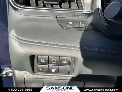 2025 Toyota Highlander Hybrid Platinum