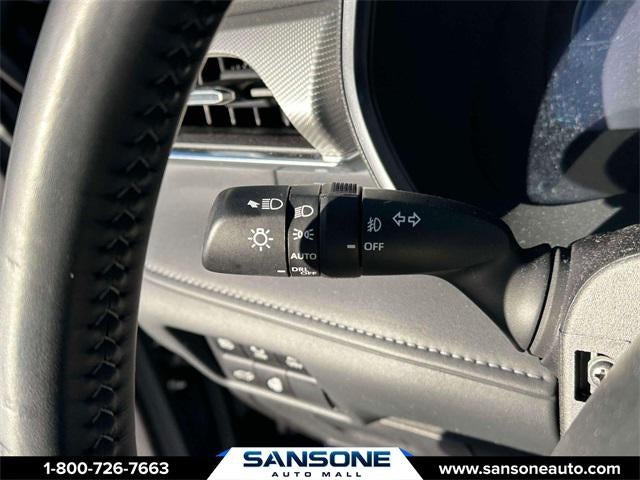 2025 Toyota Highlander Hybrid Platinum