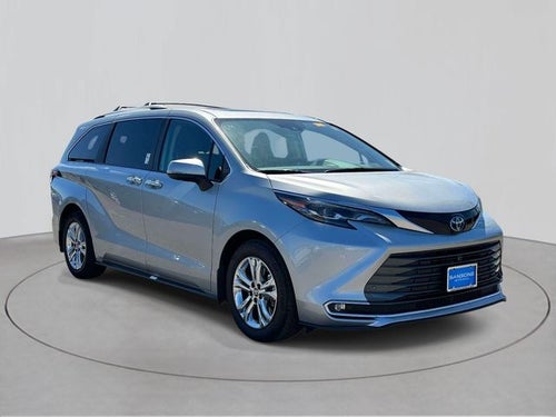 2024 Toyota Sienna Platinum 7 Passenger