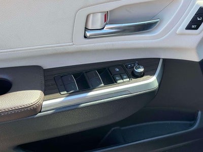 2024 Toyota Sienna Platinum 7 Passenger