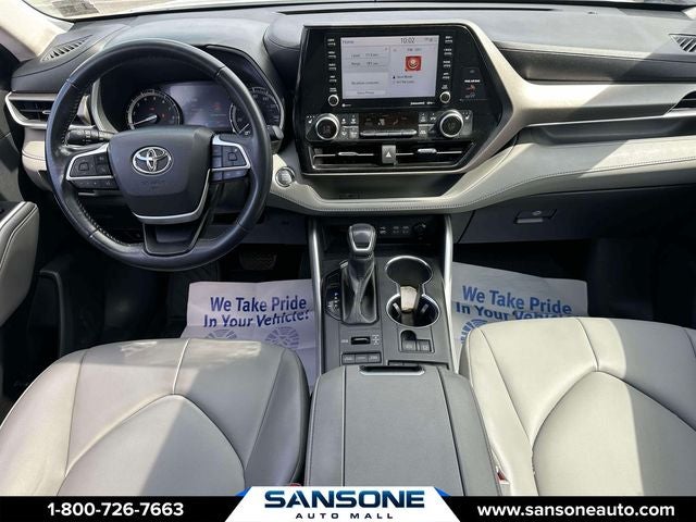 2022 Toyota Highlander XLE