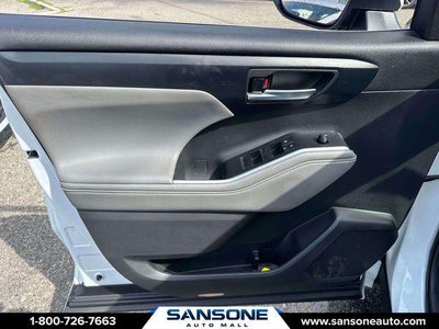 2022 Toyota Highlander XLE