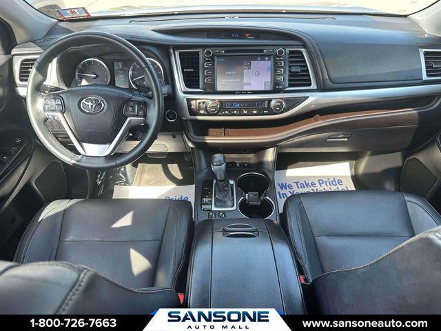 2016 Toyota Highlander XLE V6