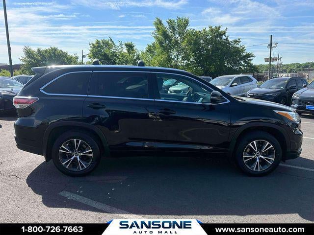 2016 Toyota Highlander XLE V6