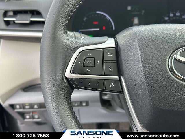 2024 Toyota Sienna XLE 8 Passenger