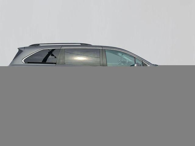 2024 Toyota Sienna XLE 8 Passenger