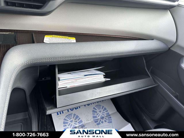 2024 Toyota Sienna XLE 8 Passenger