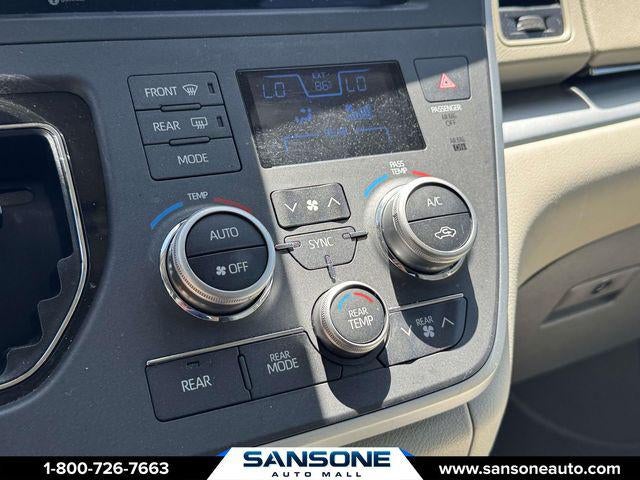 2020 Toyota Sienna LE 7 Passenger