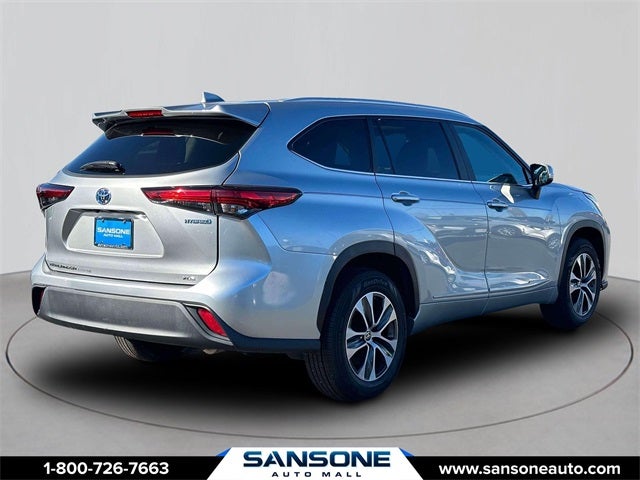 2023 Toyota Highlander Hybrid XLE