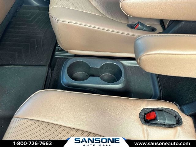 2025 Toyota Highlander Hybrid Limited 25th Edition