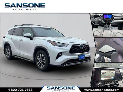 2024 Toyota Highlander Hybrid XLE