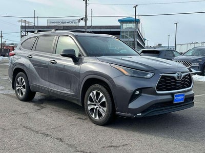 2023 Toyota Highlander XLE