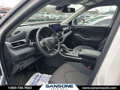 2023 Toyota Highlander LE