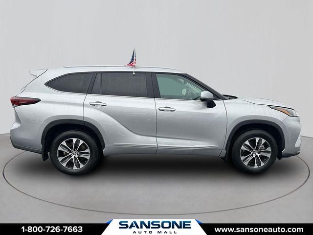 2025 Toyota Highlander XLE