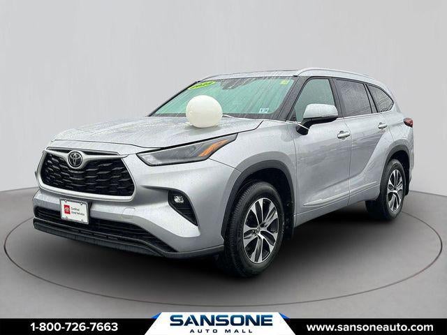 2025 Toyota Highlander XLE