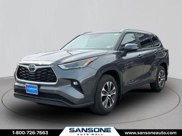 2025 Toyota Highlander XLE
