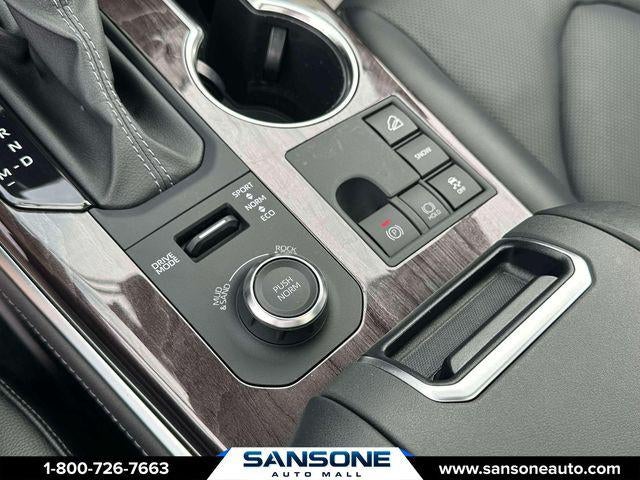 2025 Toyota Highlander Platinum