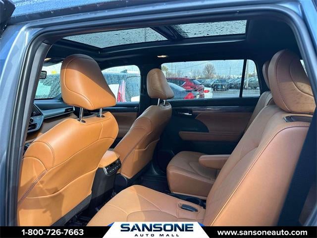 2024 Toyota Highlander LE