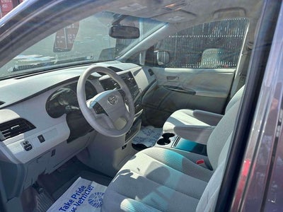 2014 Toyota Sienna LE