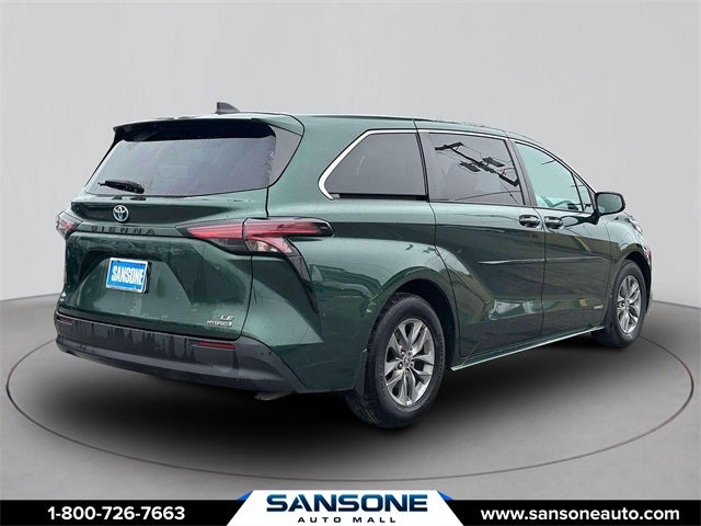 2021 Toyota Sienna LE 8 Passenger